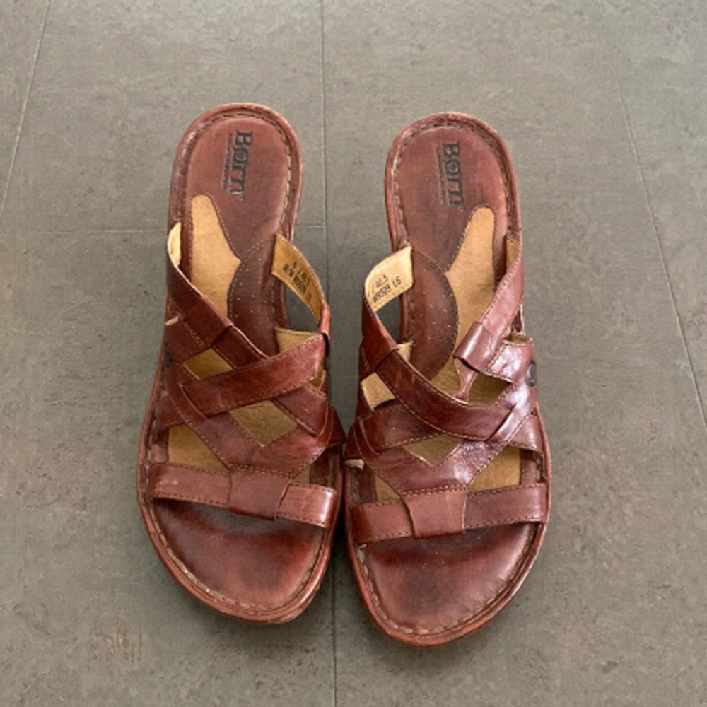 BORN wedge sandals size 9